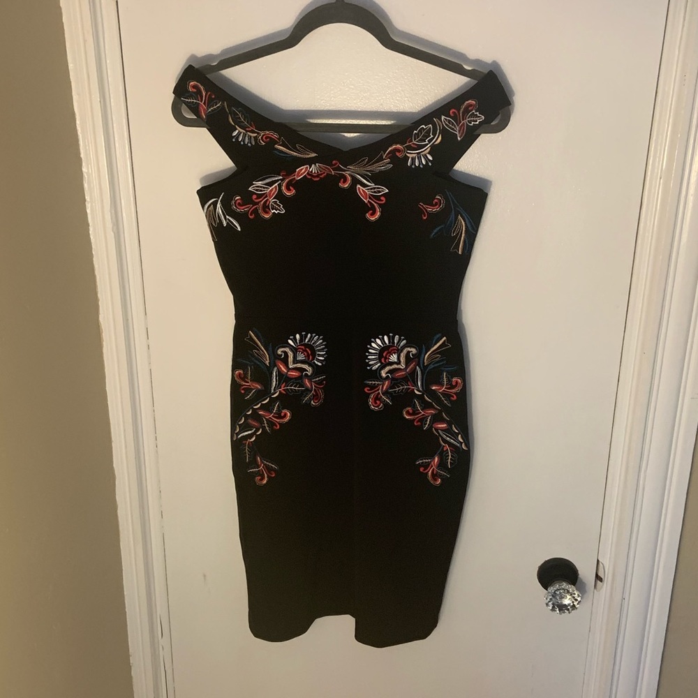 NWT SZ XS Parker off-the-shoulder cocktail dress
